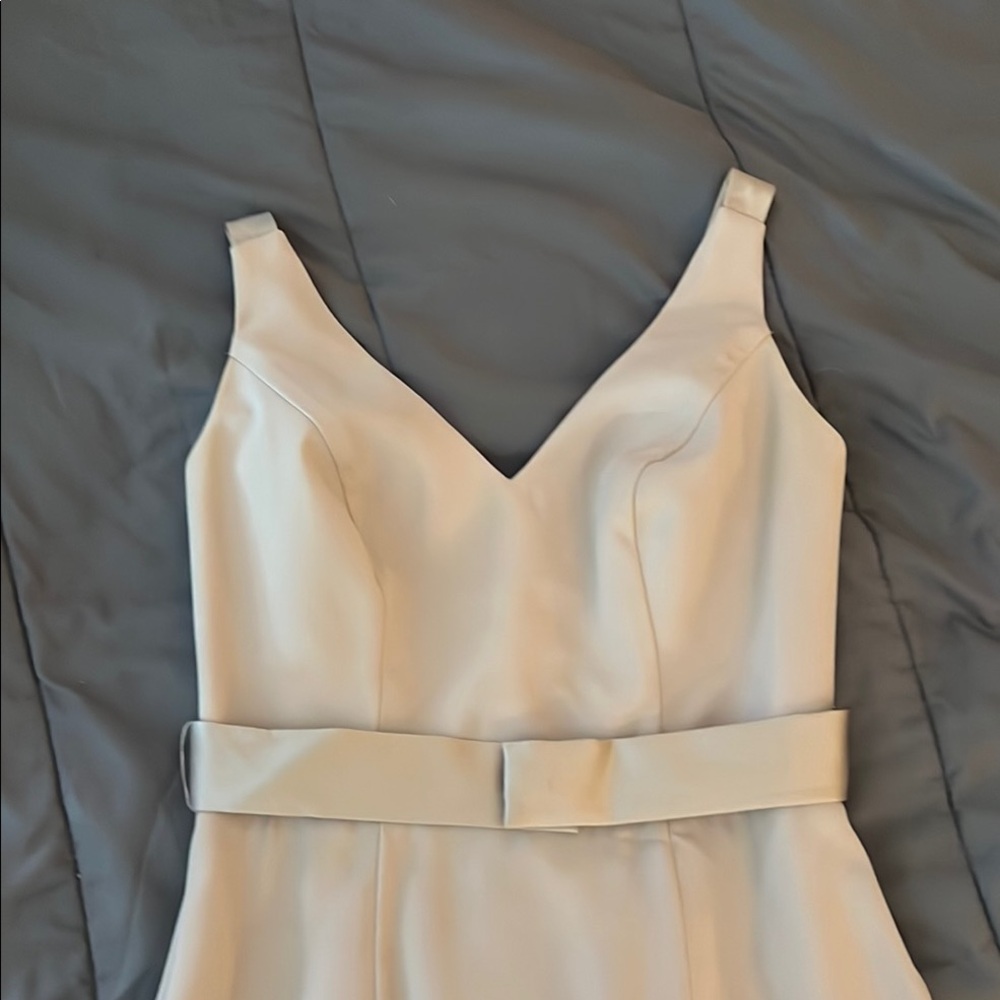 Elegant Cream Sleeveless Dress